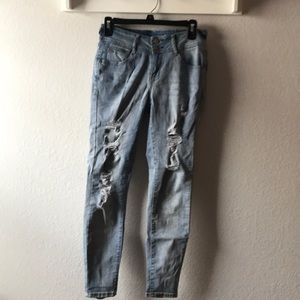 Light wash jeggings